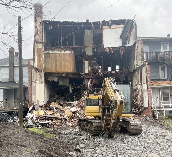 City Demolishing Structure | News, Sports, Jobs - The Intermountain